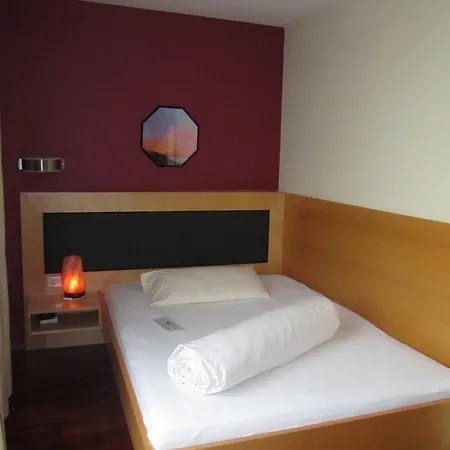 Businesshotel Valerian 3*