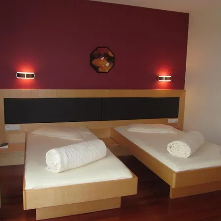 호텔 Businesshotel Valerian 호헤넴스